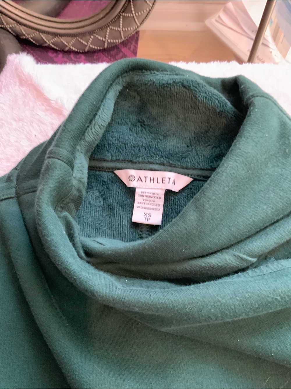 Athleta Deep Green Funnel Neck Pullover size xs